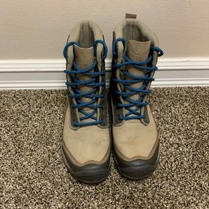 Columbia snow boots 🥾